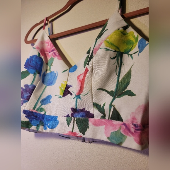 Floral set - Picture 6 of 7